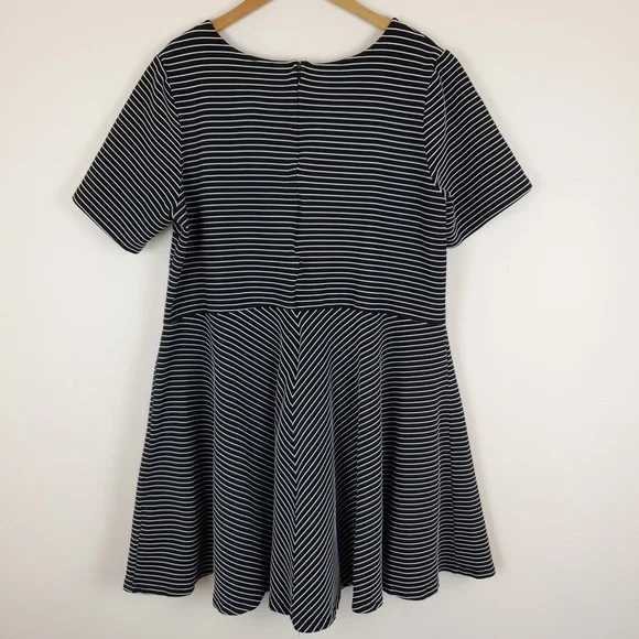 Eloquii Fit and Flare Black & White Stripe Dress - Picture 5 of 6